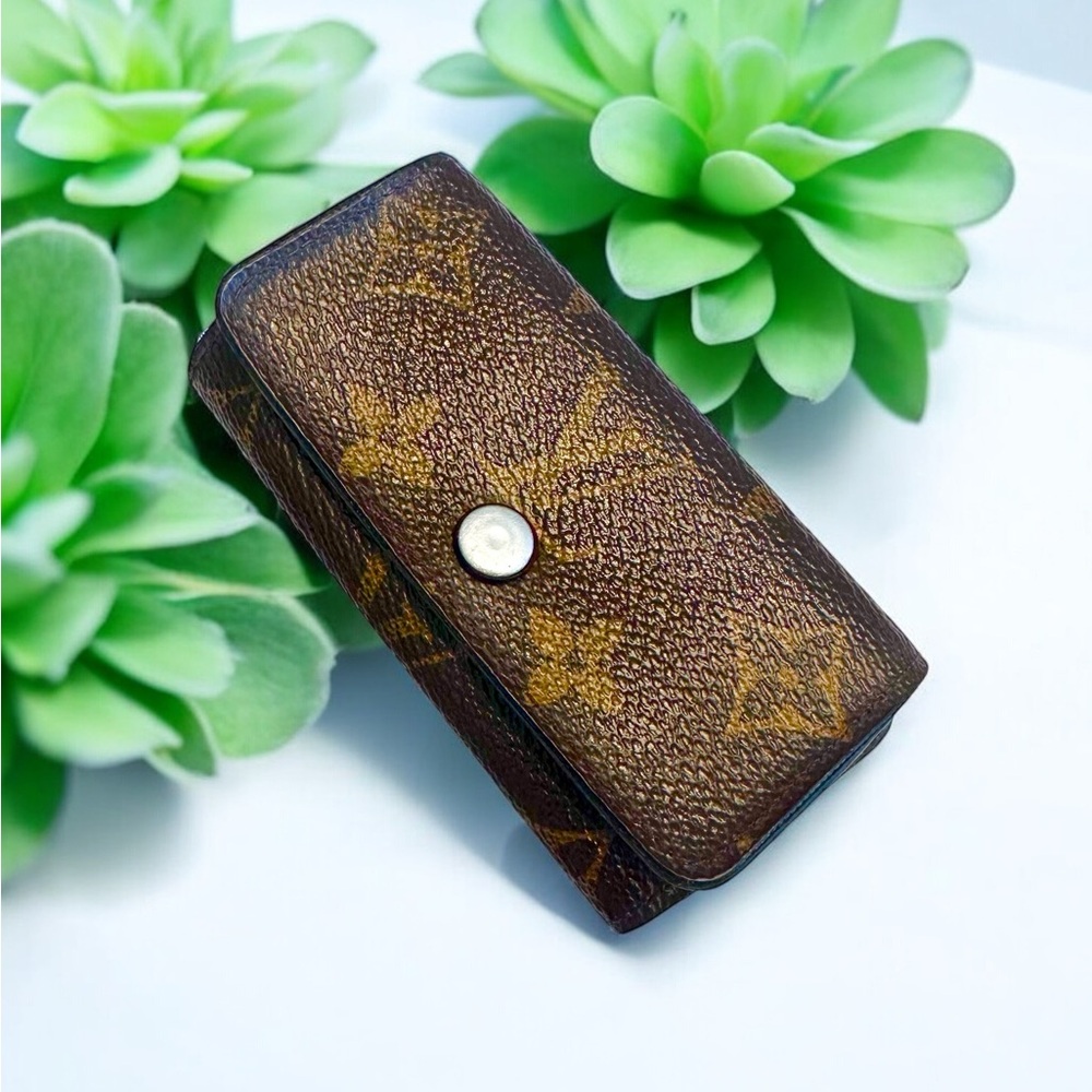 Louis Vuitton Key Holder
